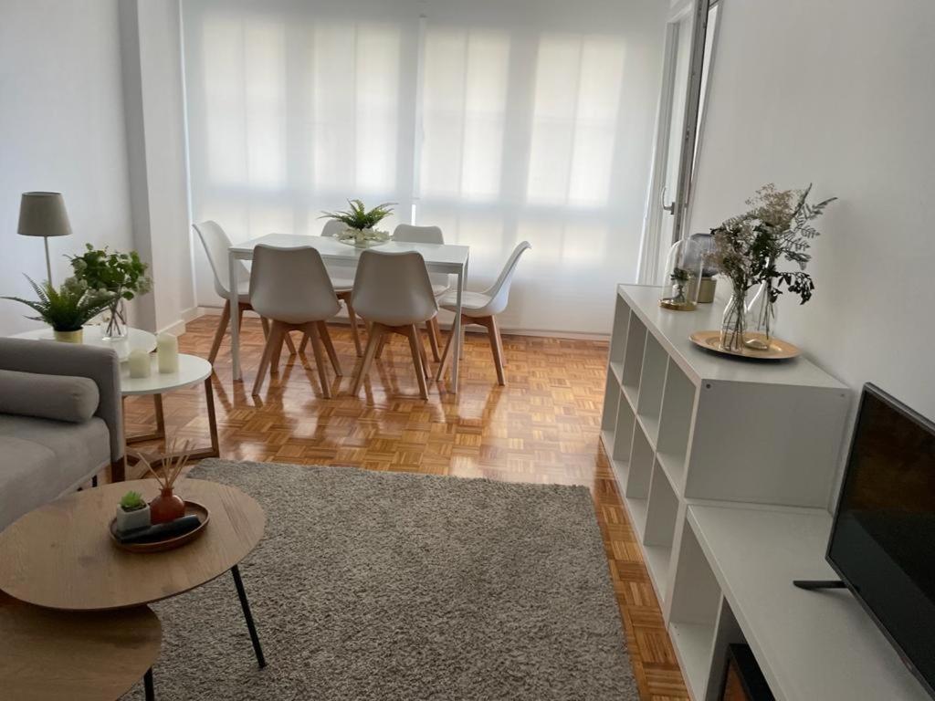 Ferienwohnung Oviedo Historico Wifi & Parking Gratuito Exterior foto
