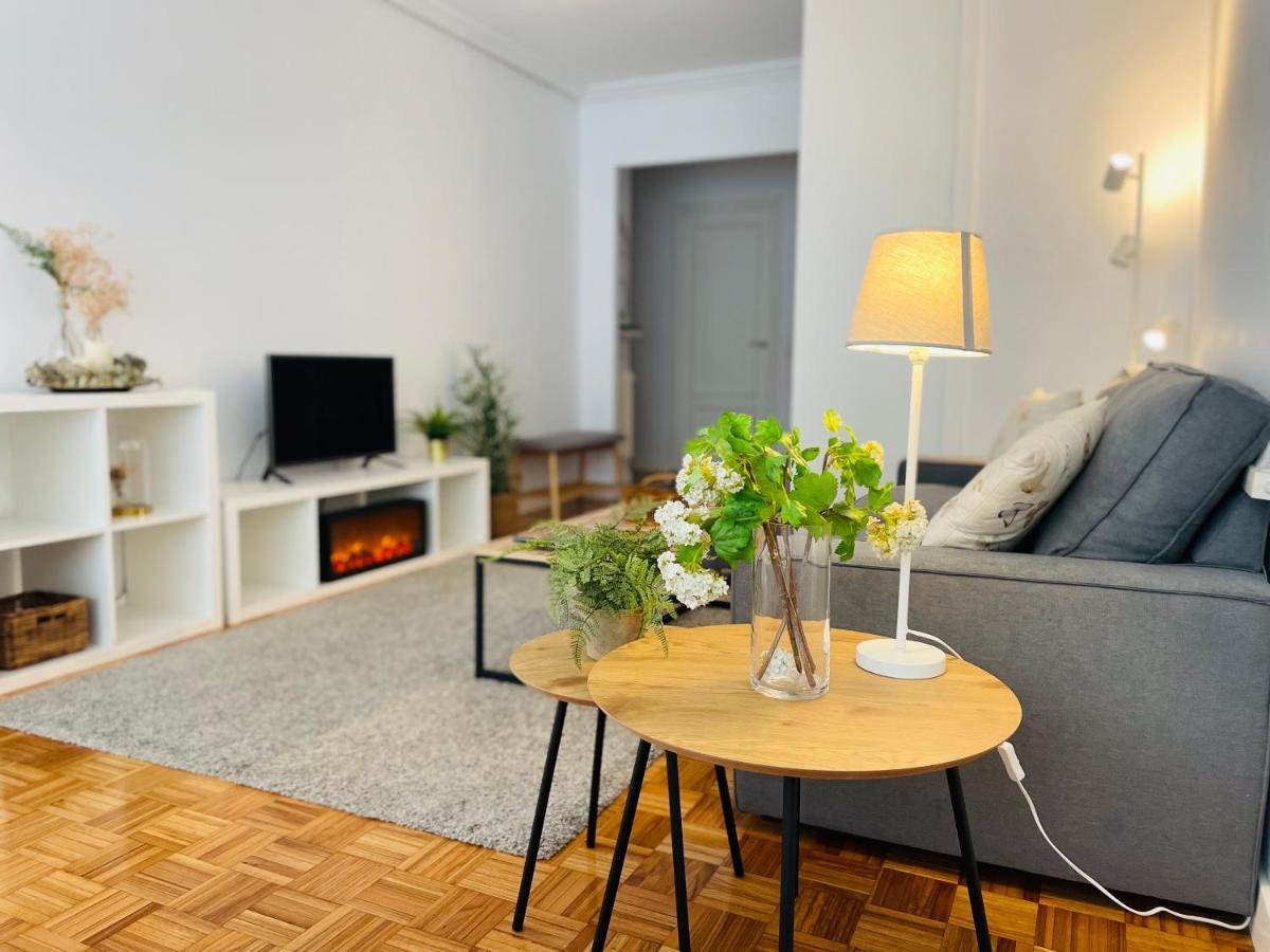 Ferienwohnung Oviedo Historico Wifi & Parking Gratuito Exterior foto